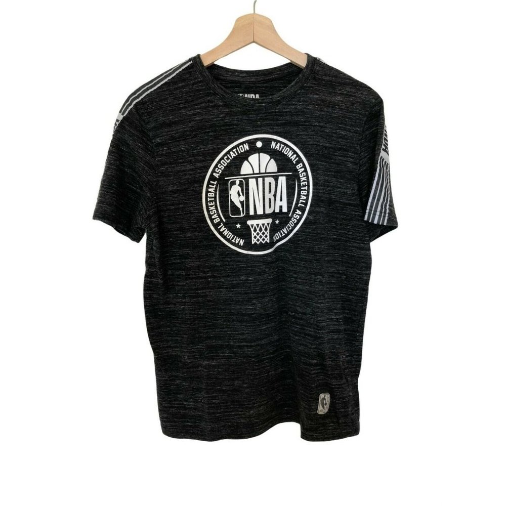 NBA Dark Gray Short Sleeve Basketball Tee Shirt Men's Size Small